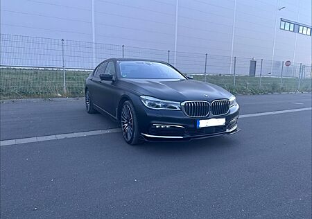 BMW 750i xDrive -