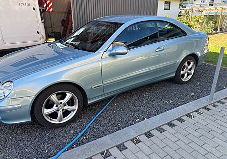 Mercedes-Benz CLK 200 KOMPRESSOR AVANTGARDE Avantgarde