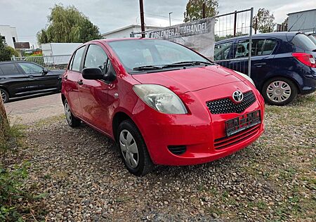 Toyota Yaris Basis! Tüv 6/26! Klima!