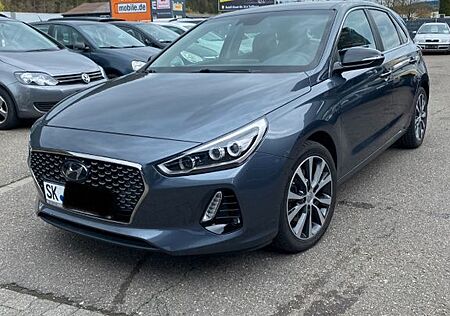 Hyundai i30 1.6 CRDi Intro Edition