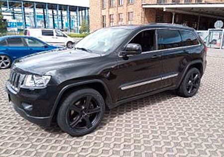 Jeep Grand Cherokee Laredo 3.0 V6 Multijet 140kW ...