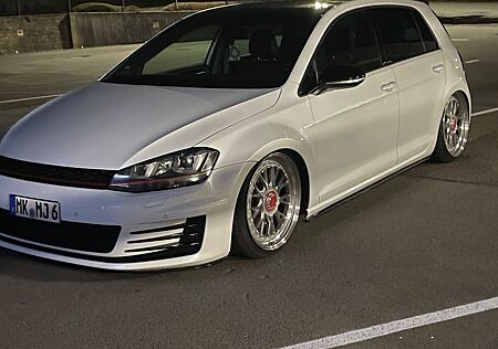 VW Golf Volkswagen 2.0 TSI BMT GTI GTI