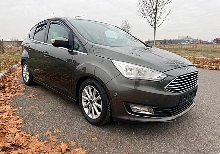 Ford C-Max Titanium