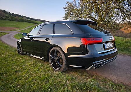 Audi S6 4.0 TFSI quattro S tronic Avant Luftfahrwerk,