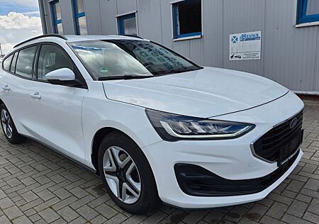 Ford Focus Turnier Cool & Connect *Navi*1 Hand*