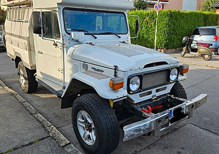 Toyota Land Cruiser BJ45 Pickup Wohnmobil Zulassung