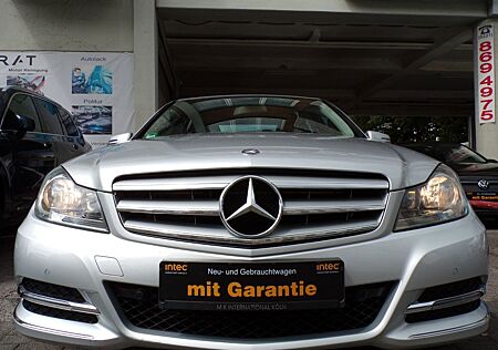 Mercedes-Benz C 180 Lim.CGI BlueEfficiency Avantgarde Navi PDC