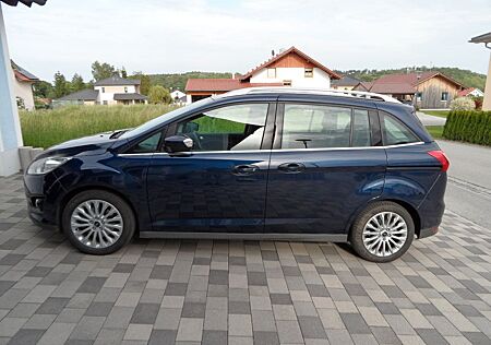 Ford Grand C-Max 2,0TDCi 120kW Titanium AHK