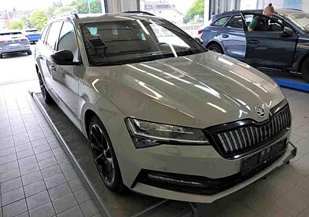 Skoda Superb Sportline iV AHK Virtual 360°Pano StHeizu