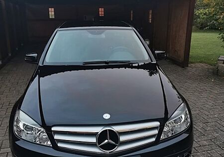 Mercedes-Benz C 180 KOMPRESSOR BlueEFFICIENCY -