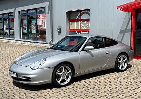 Porsche 996 Carrera 4 Coupé Carrera