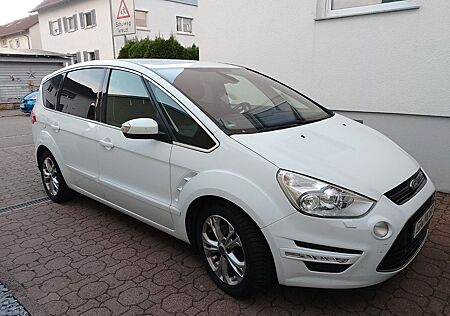 Ford S-Max 2,0 TDCi 120kW DPF Titanium, AHK, Kamera