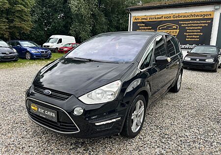 Ford S-Max Titanium 7 Sitze Pano Navi AHK Eu5