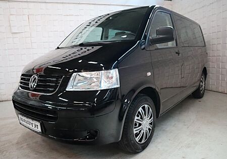 VW T5 Multivan Volkswagen T5 Bus Multivan Startline 7-Sitzer