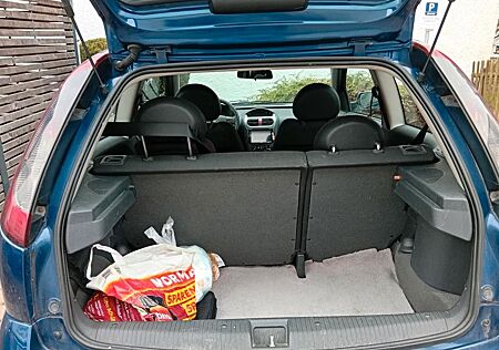 Opel Corsa 1.2 -