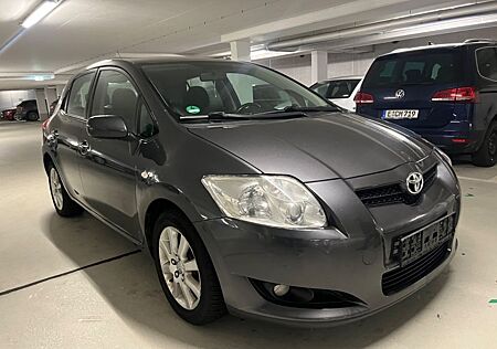 Toyota Auris SolAutomatik Tüv Neu