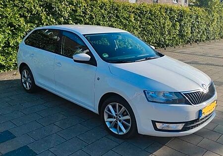 Skoda Rapid 1.6 TDI Ambition Spaceback 2014