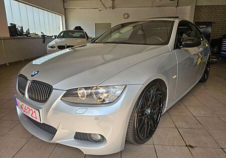 BMW 335i N54 / Automatik / M Paket / Leder / Navi /