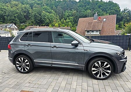 VW Tiguan Volkswagen R-Line PNO/AHK/Massage/HeadUp/