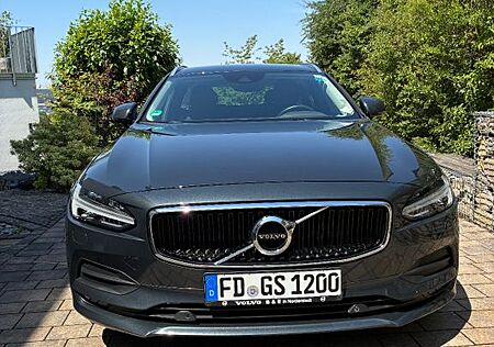 Volvo V90 D3 Autom., Standhzg., AHK, LED, Keyless-Go