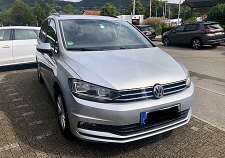 VW Touran Volkswagen 2.0 TDI SCR DSG IQ.DRIVE IQ.DRIVE