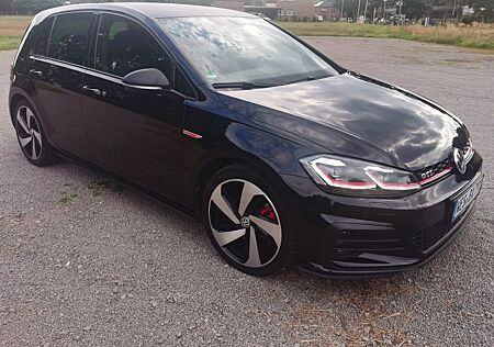 VW Golf Volkswagen 2.0 TSI DSG GTI GTI