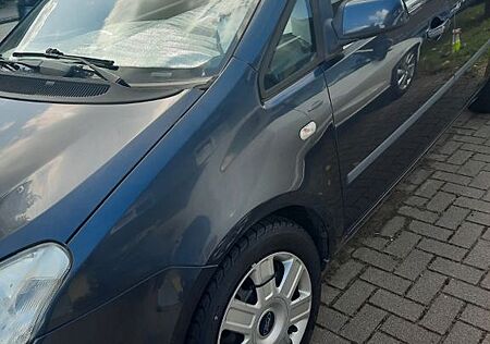 Ford C-Max 1,6 Ambiente Ambiente