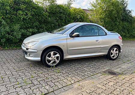 Peugeot 206 CC mit TÜV/Klima/ Sitzheizung
