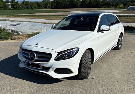 Mercedes-Benz C 220 d 4MATIC T Autom. -