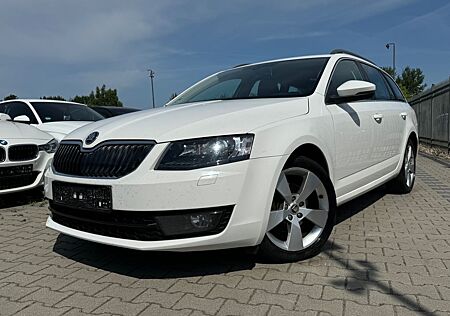 Skoda Octavia Combi Elegance 4x4 Navi Xeno