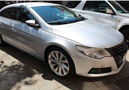 VW Passat CC Volkswagen 2.0 TDI 125kW -