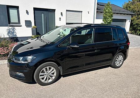 VW Touran Volkswagen 2.0 TDI SCR Highline BMT, Top Zustand!!