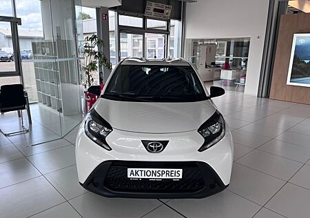 Toyota Aygo (X) Play