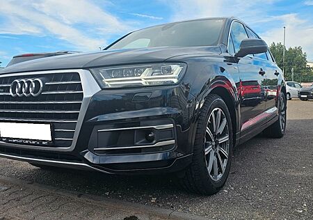 Audi Q7 3.0 TDIquattro~S-Line~Matrix~Leder~MassageAHK