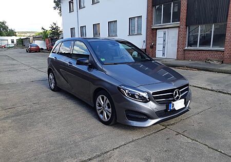 Mercedes-Benz B 200 d DCT -