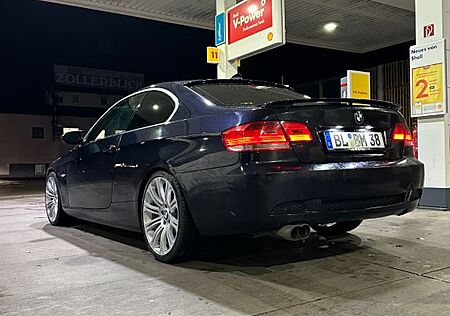 BMW 325i Coupé -