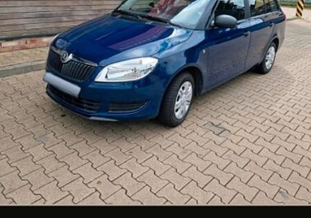Skoda Fabia Combi aus erste Hand (neu Tüv)