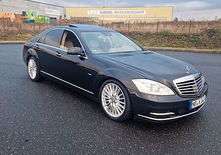 Mercedes-Benz S 350 CDI, Facelift. Airmatic Kompressor neu!