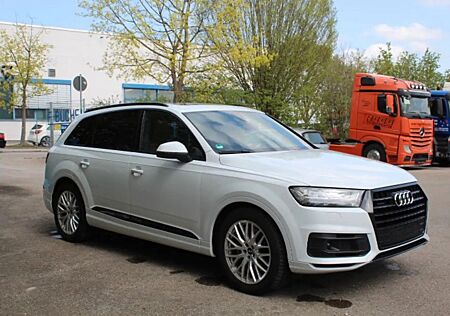 Audi Q7 Tiptronic - 3.0 TDI quattro + 7 Sitzplätze