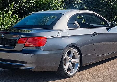BMW 325i Cabrio Edition Exclusive / Schaltgetriebe