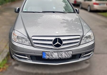 Mercedes-Benz 200