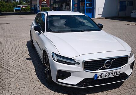 Volvo V60 T5 - R Design
