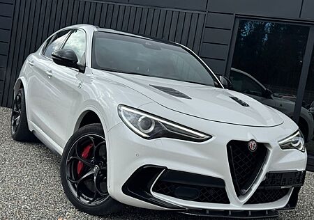Alfa Romeo Stelvio 2.9 V6 Quadrifoglio Q4*Keramik*Panorama*