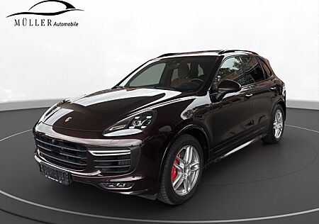 Porsche Cayenne GTS Pano 14Wege Standheizung