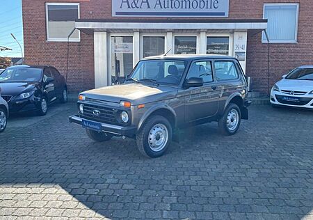 Lada Niva Legend 4x4 1.7 EURO-6