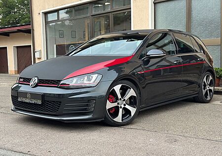 VW Golf Volkswagen VII GTI PERFORMANCE*1HAND*UNFALLFREI*LEDER