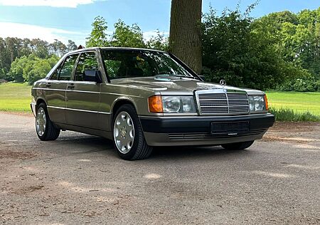 Mercedes-Benz 190 190E 2.6 KAT °H Zulassung°Top Gepflegt°