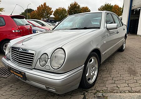 Mercedes-Benz E 280 Avantgaede