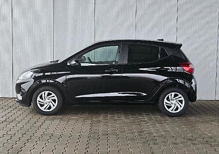 Hyundai i10 5MT / Carplay / Kamera / Klimaautom./ Allw