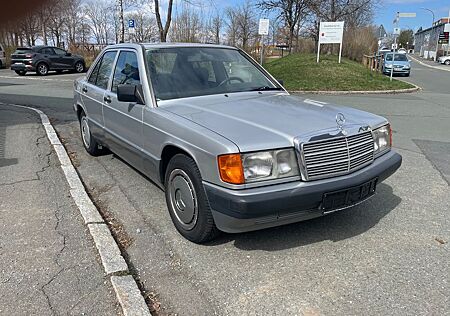 Mercedes-Benz 190
